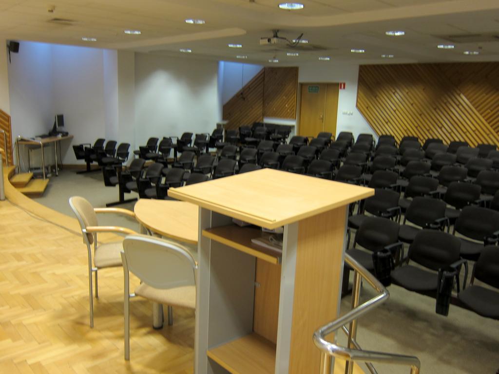 Centrum Konferencyjne Ibib Pan วอร์ซอ ภายนอก รูปภาพ